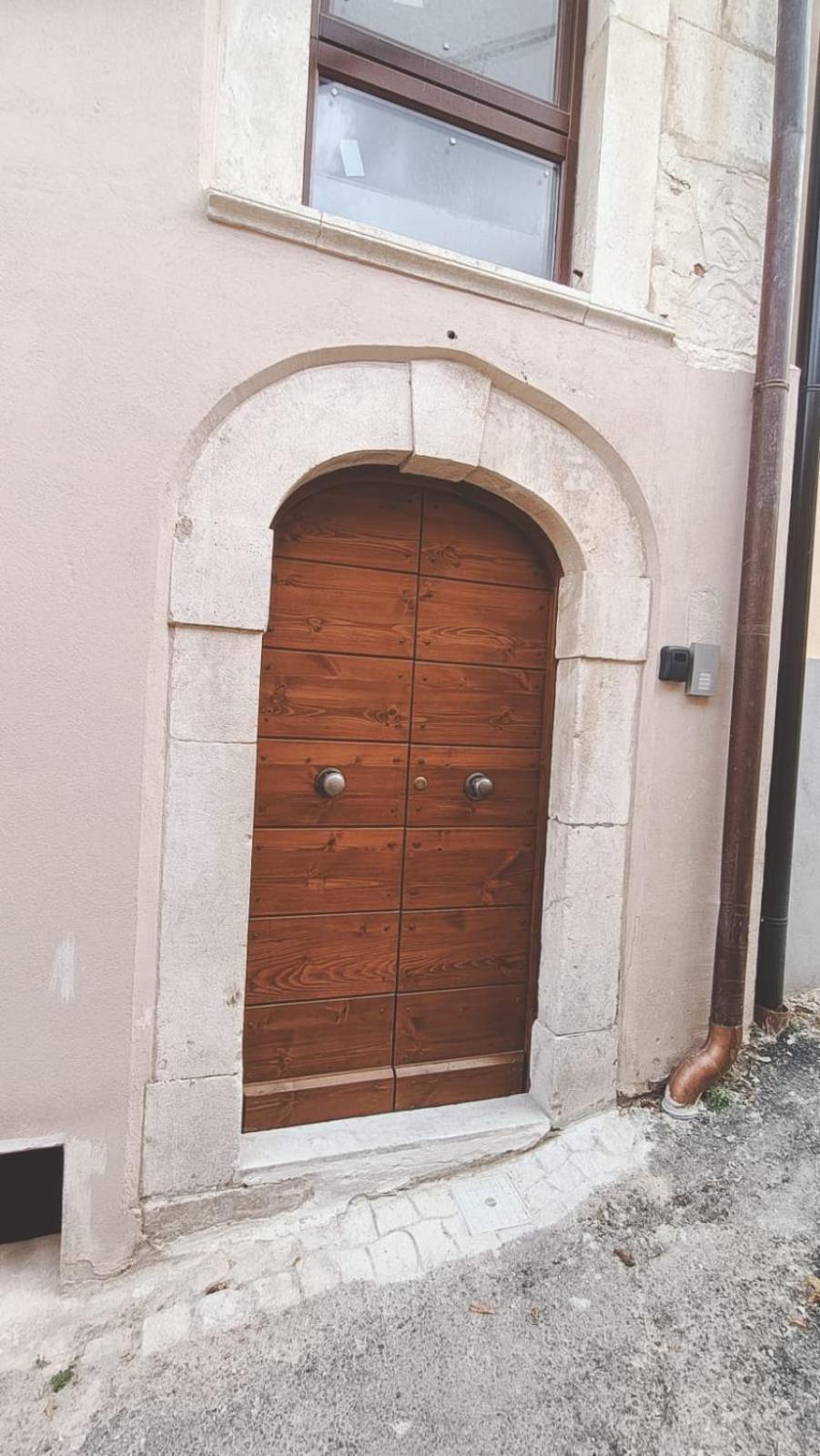 Appartement Dimora Del Cavaliere à LʼAquila Extérieur photo
